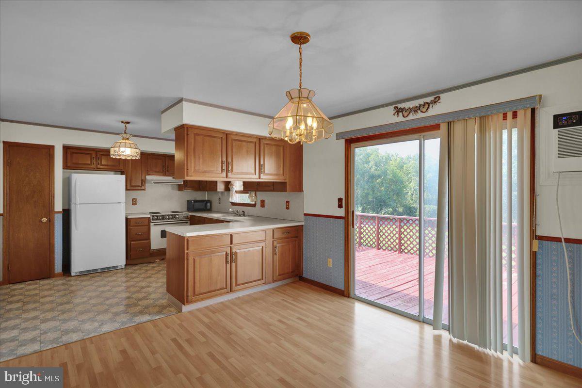 9707 Longswamp Road Mertztown, PA 19539 - Photo 11 of 38 Gallery Image 11