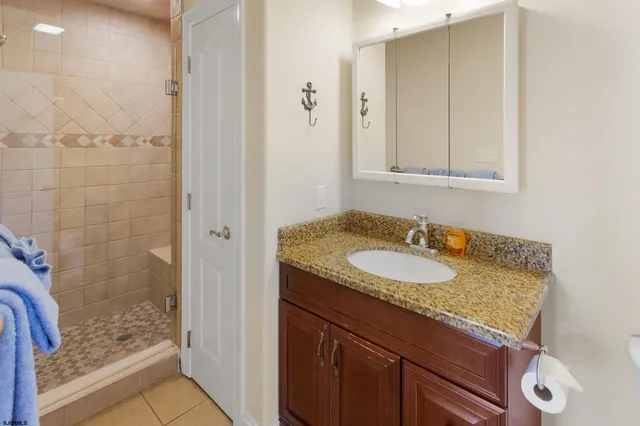 a view of elevator with hallway