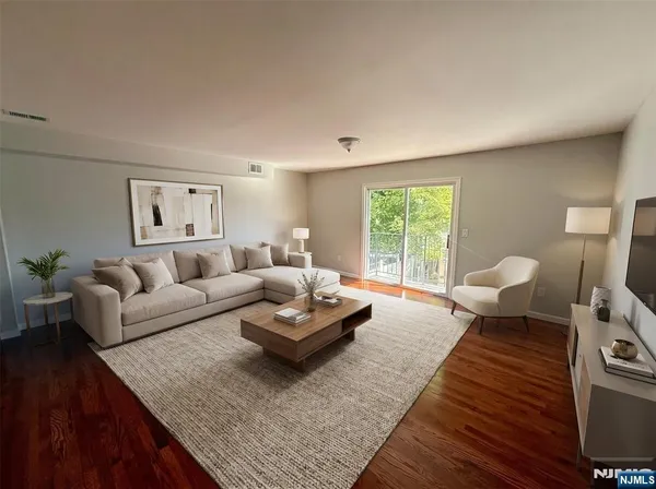 $1,250,000 | 66 Montclair Avenue, Newark, NJ 07104