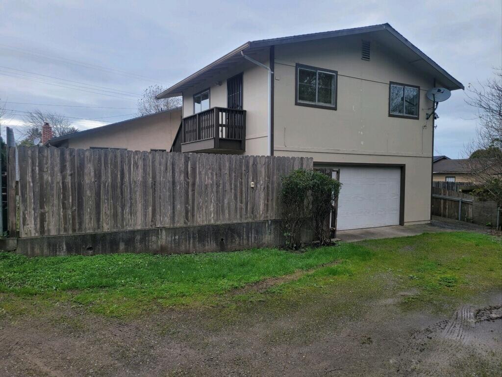 1071 John Hill Road Eureka, CA 95501 - Photo 2 of 10
