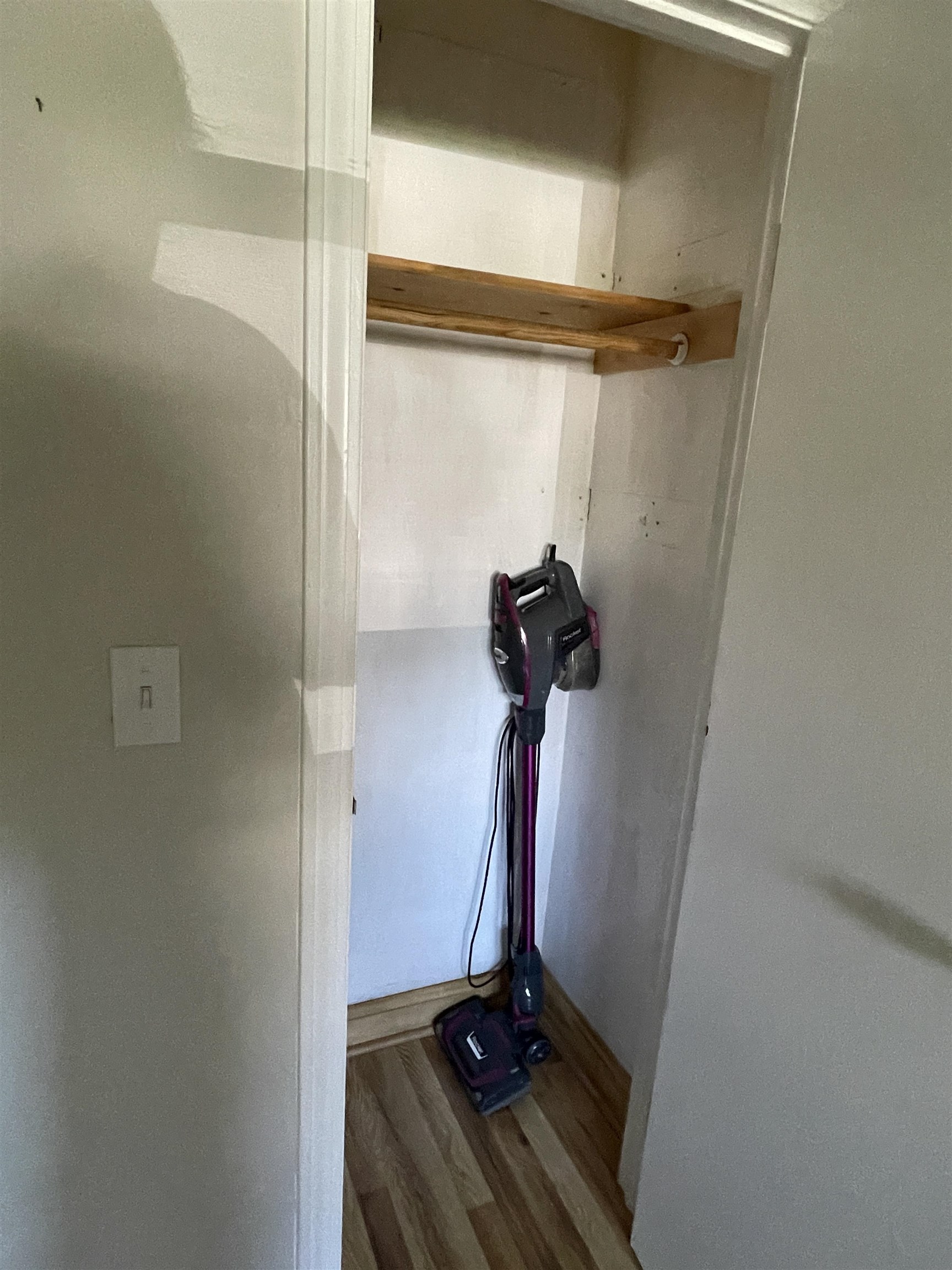 78 Engrem Avenue, Unit 8 Rutland, VT 05701 - Photo 8 of 26