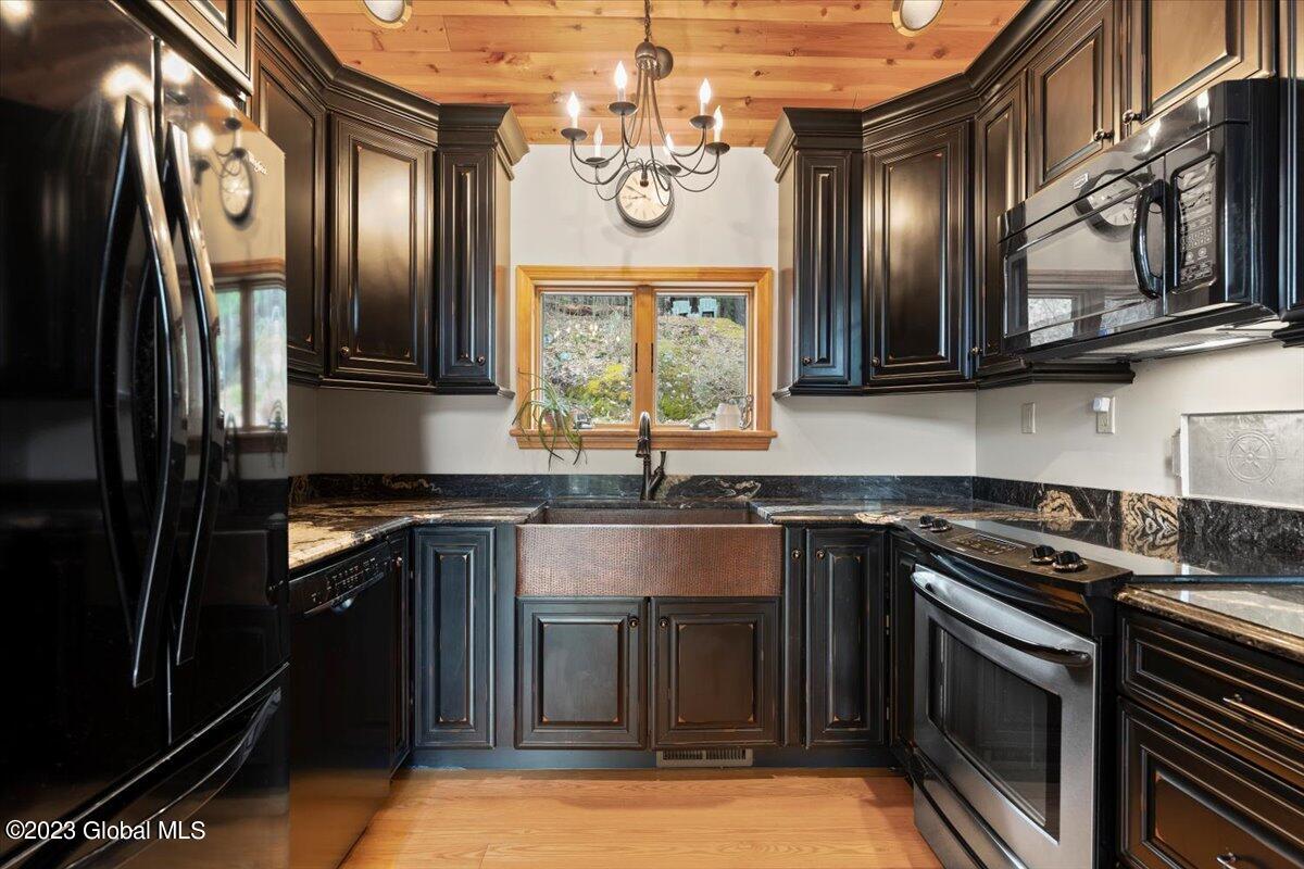 1138 Pilot Knob Road Kattskill Bay, NY 12844 - Photo 9 of 37 22-DOD00873