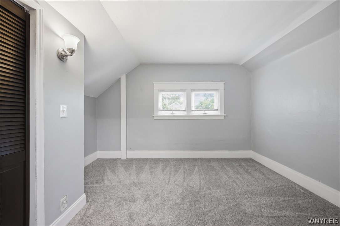216 Sanders Road Buffalo, NY 14216 - Photo 20 of 34
