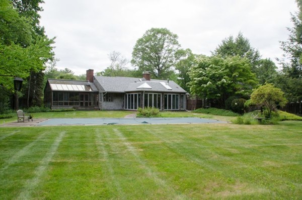 60 Topsfield Road Wenham, MA 01984 - Photo 4 of 25 Gallery Image 4