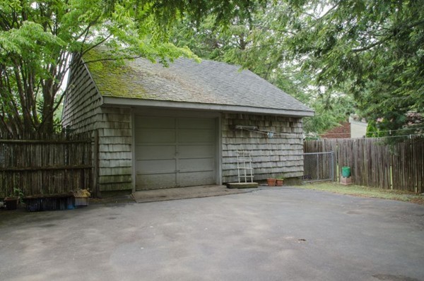 60 Topsfield Road Wenham, MA 01984 - Photo 5 of 25 Gallery Image 5