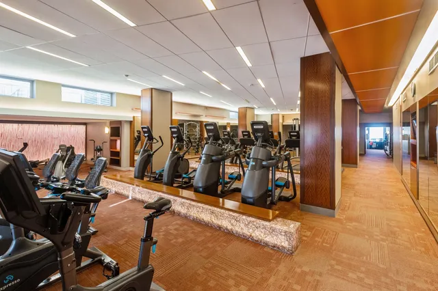 $660,000 | 400 East Randolph Street, Unit 3209, Chicago, IL 60601