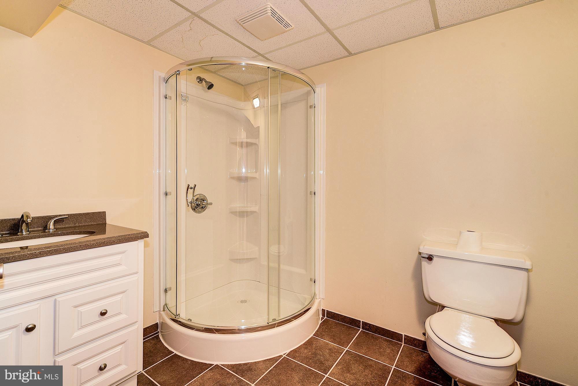 2424 Bramblebush Court Reston, VA 20191 - Photo 26 of 30 Bath