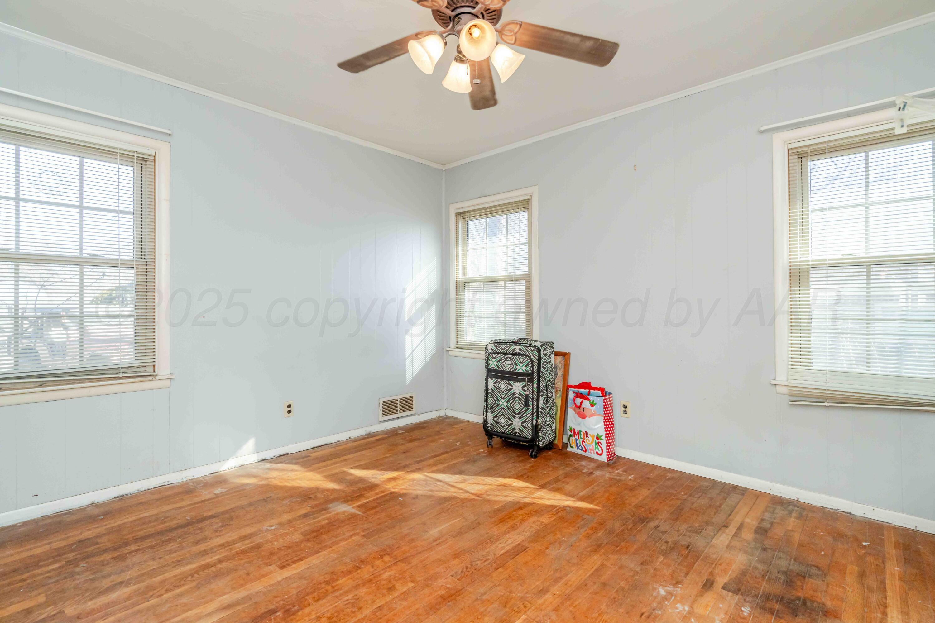 4414 Gem Lake Road Amarillo, TX 79106 - Photo 14 of 22 4414 Gem Lake Rd--12