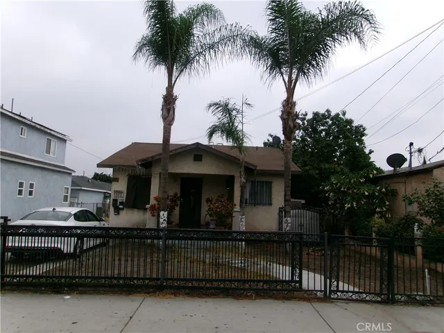 $969,000 | 7926 Wilcox Avenue, Cudahy, CA 90201
