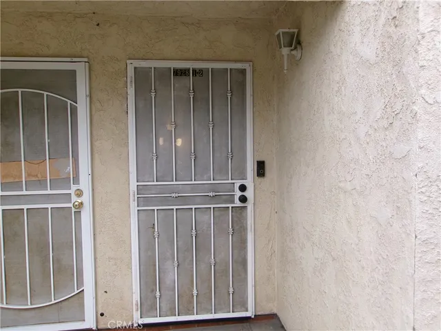 $969,000 | 7926 Wilcox Avenue, Cudahy, CA 90201