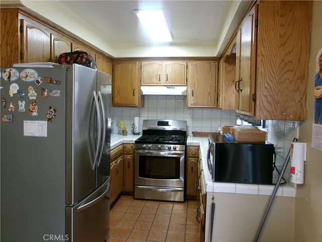 $969,000 | 7926 Wilcox Avenue, Cudahy, CA 90201