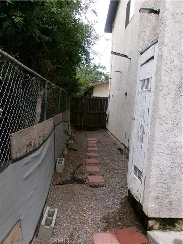 $969,000 | 7926 Wilcox Avenue, Cudahy, CA 90201