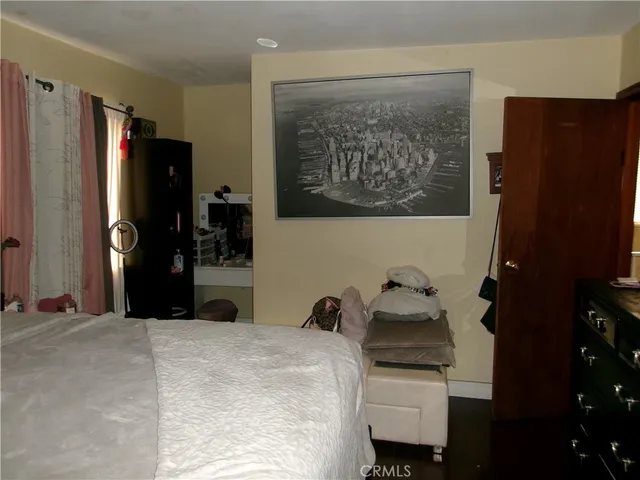 $969,000 | 7926 Wilcox Avenue, Cudahy, CA 90201