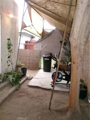 $969,000 | 7926 Wilcox Avenue, Cudahy, CA 90201