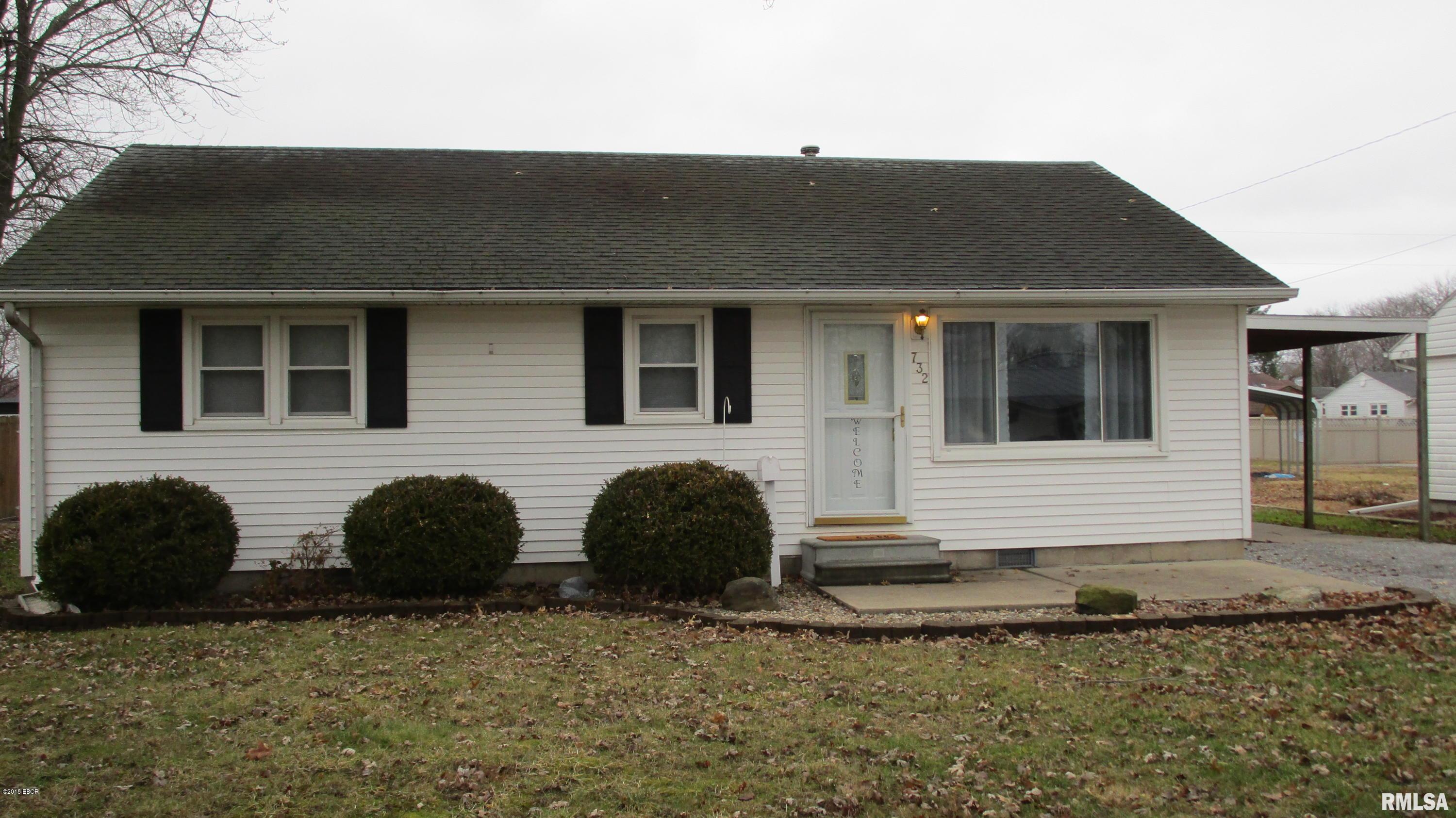 732 West 5th Street Flora, IL 62839 - Photo 1 of 50 Gallery Image 1