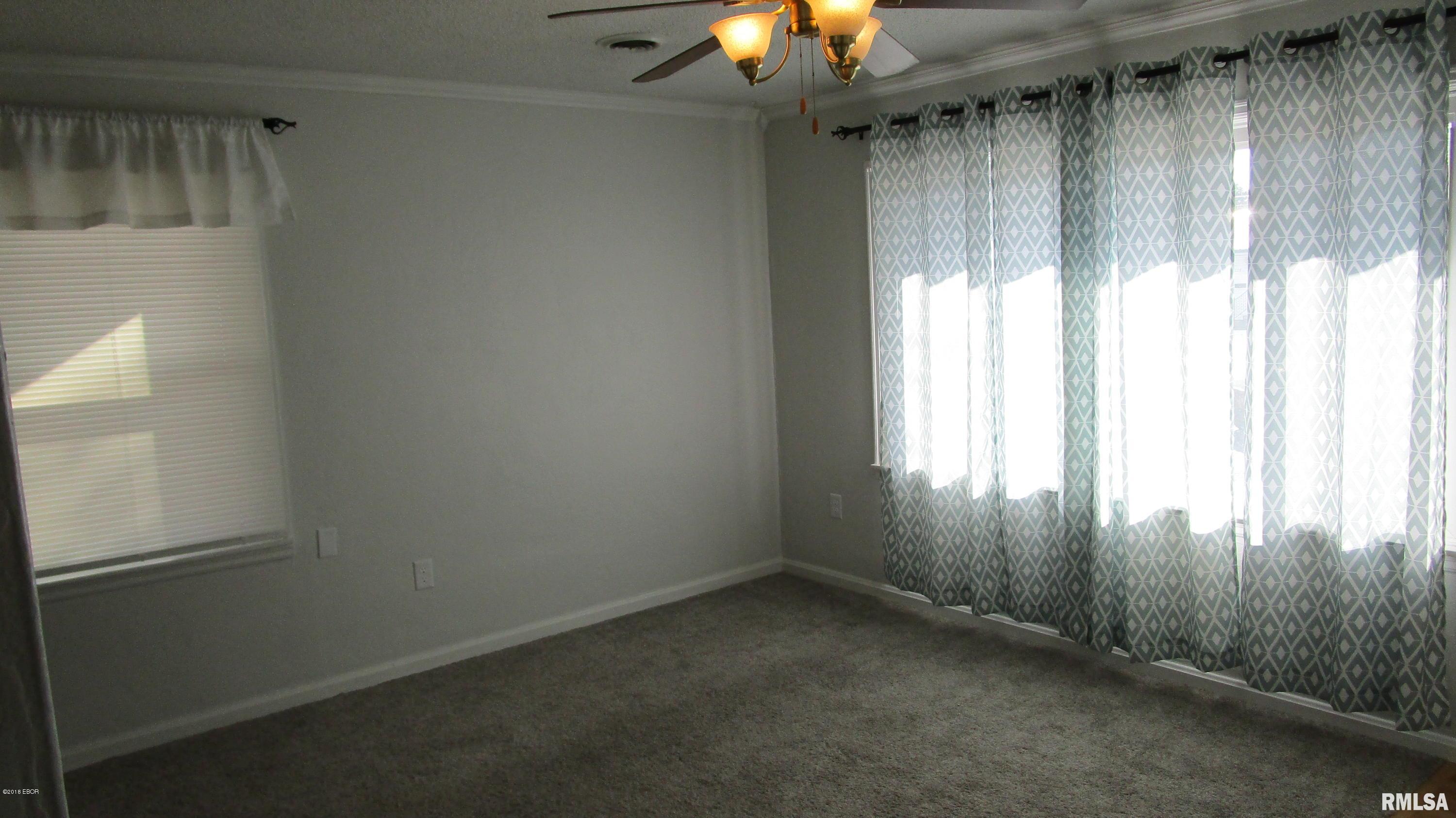 732 West 5th Street Flora, IL 62839 - Photo 11 of 50 Gallery Image 11