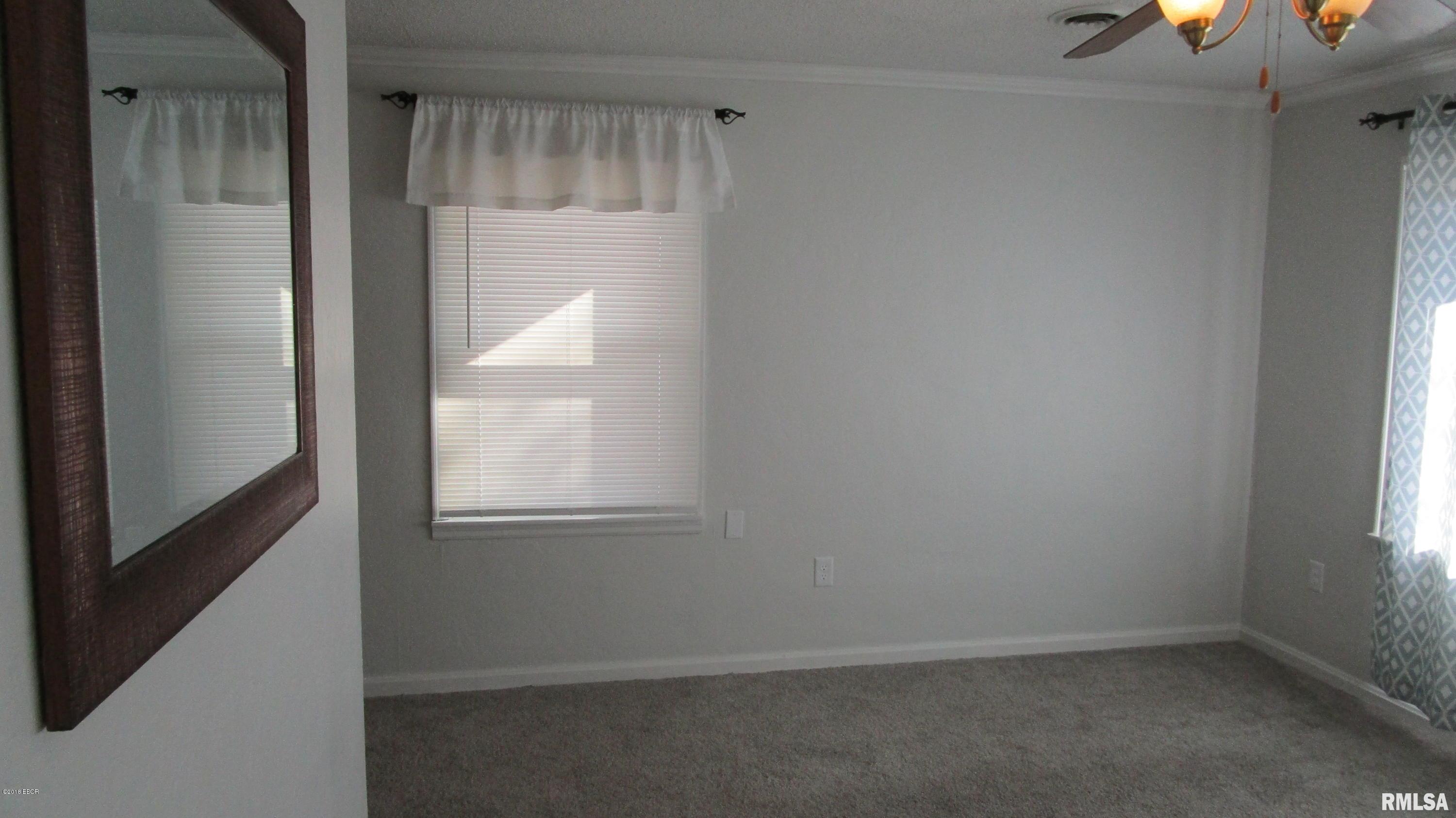 732 West 5th Street Flora, IL 62839 - Photo 12 of 50 Gallery Image 12