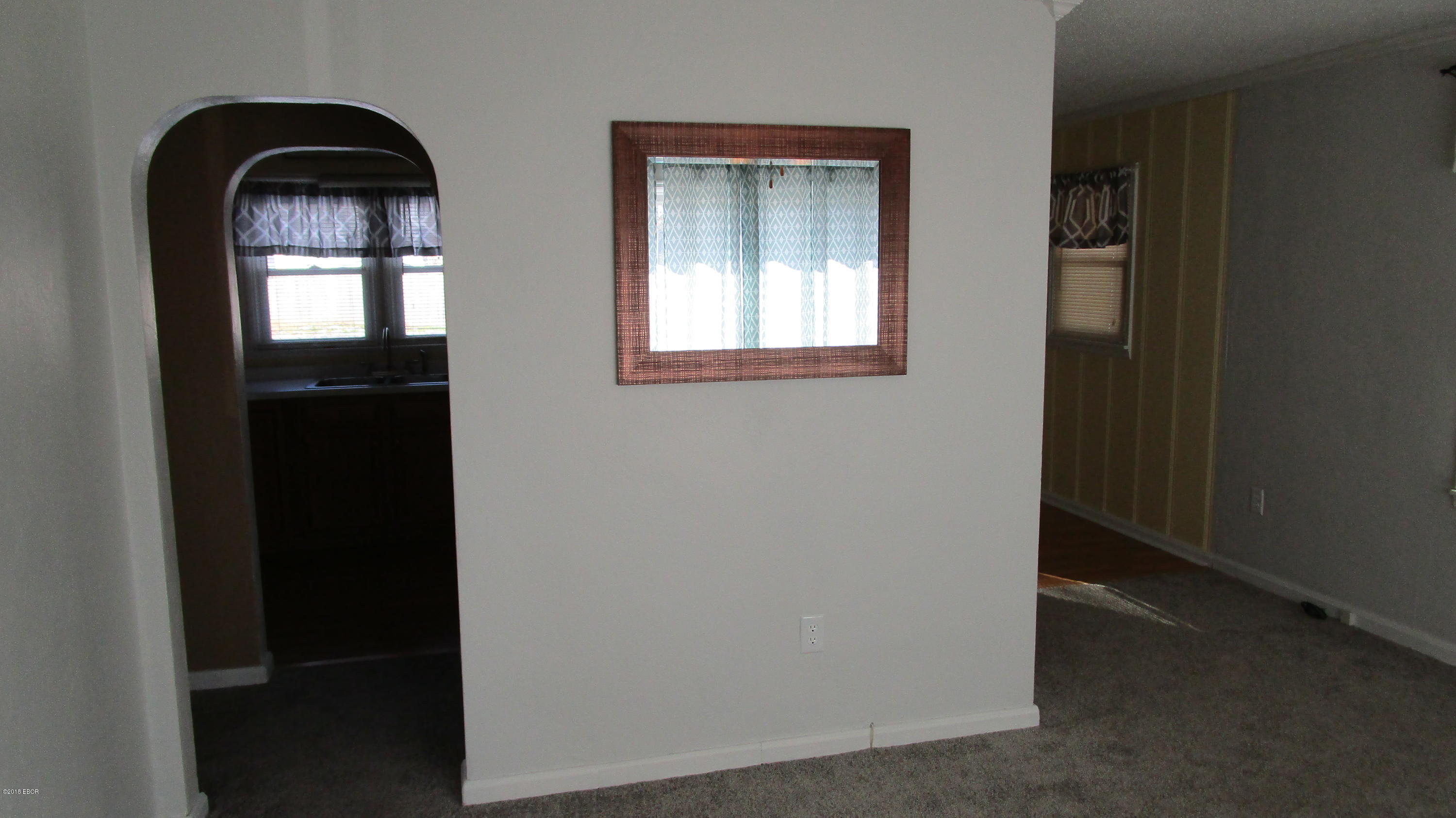 732 West 5th Street Flora, IL 62839 - Photo 14 of 50 Gallery Image 14