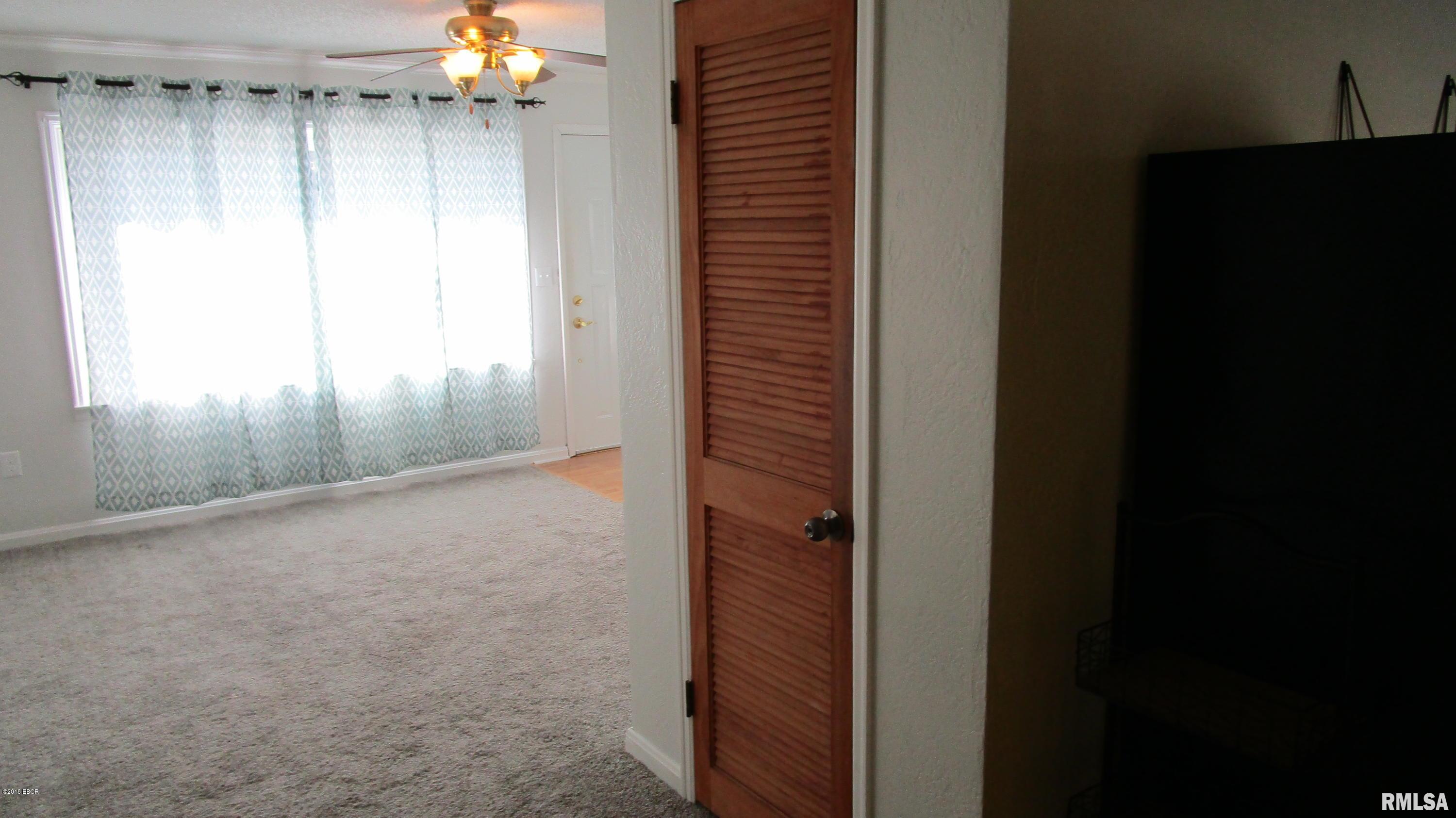 732 West 5th Street Flora, IL 62839 - Photo 16 of 50 Gallery Image 16