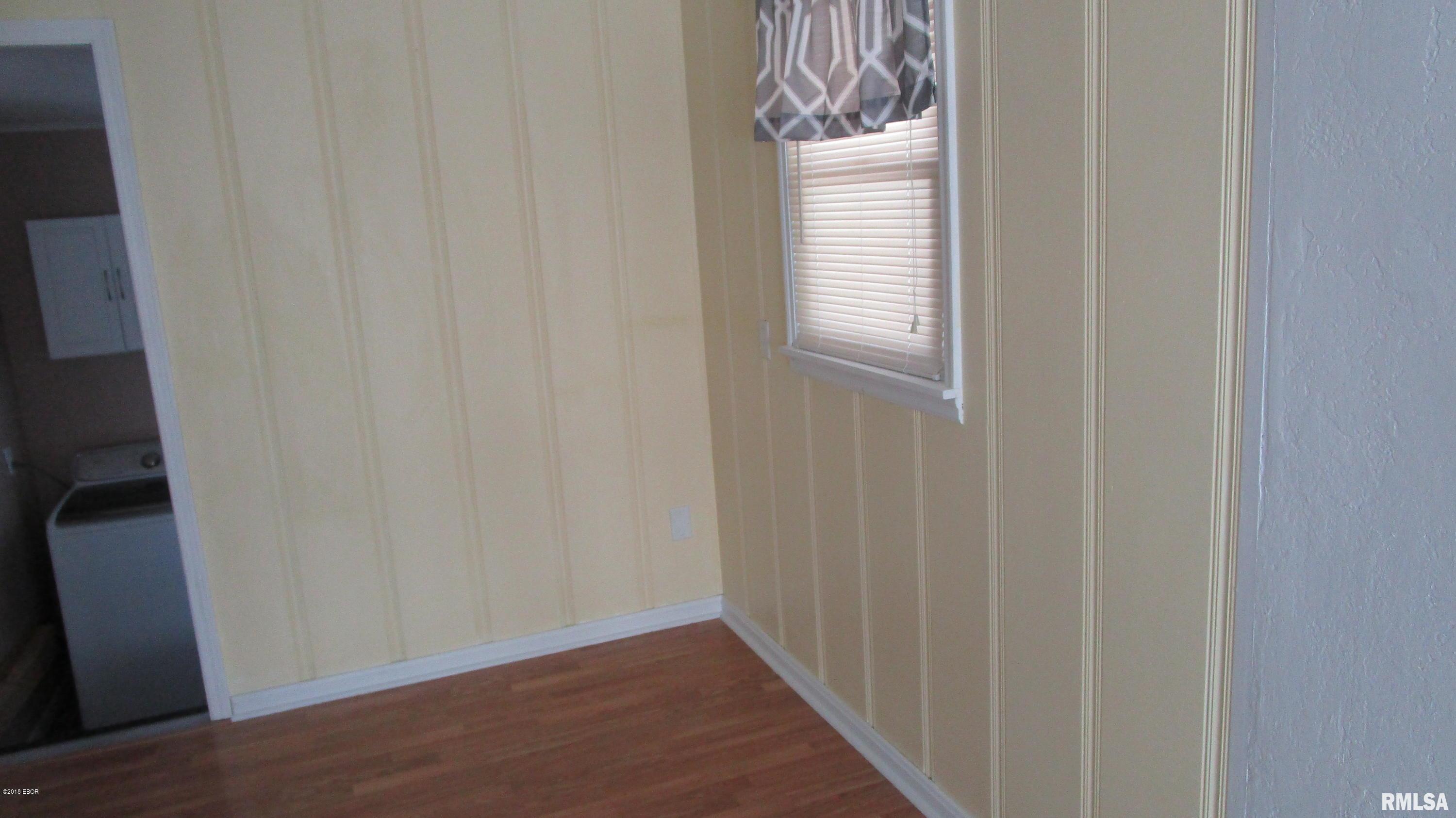 732 West 5th Street Flora, IL 62839 - Photo 19 of 50 Gallery Image 19