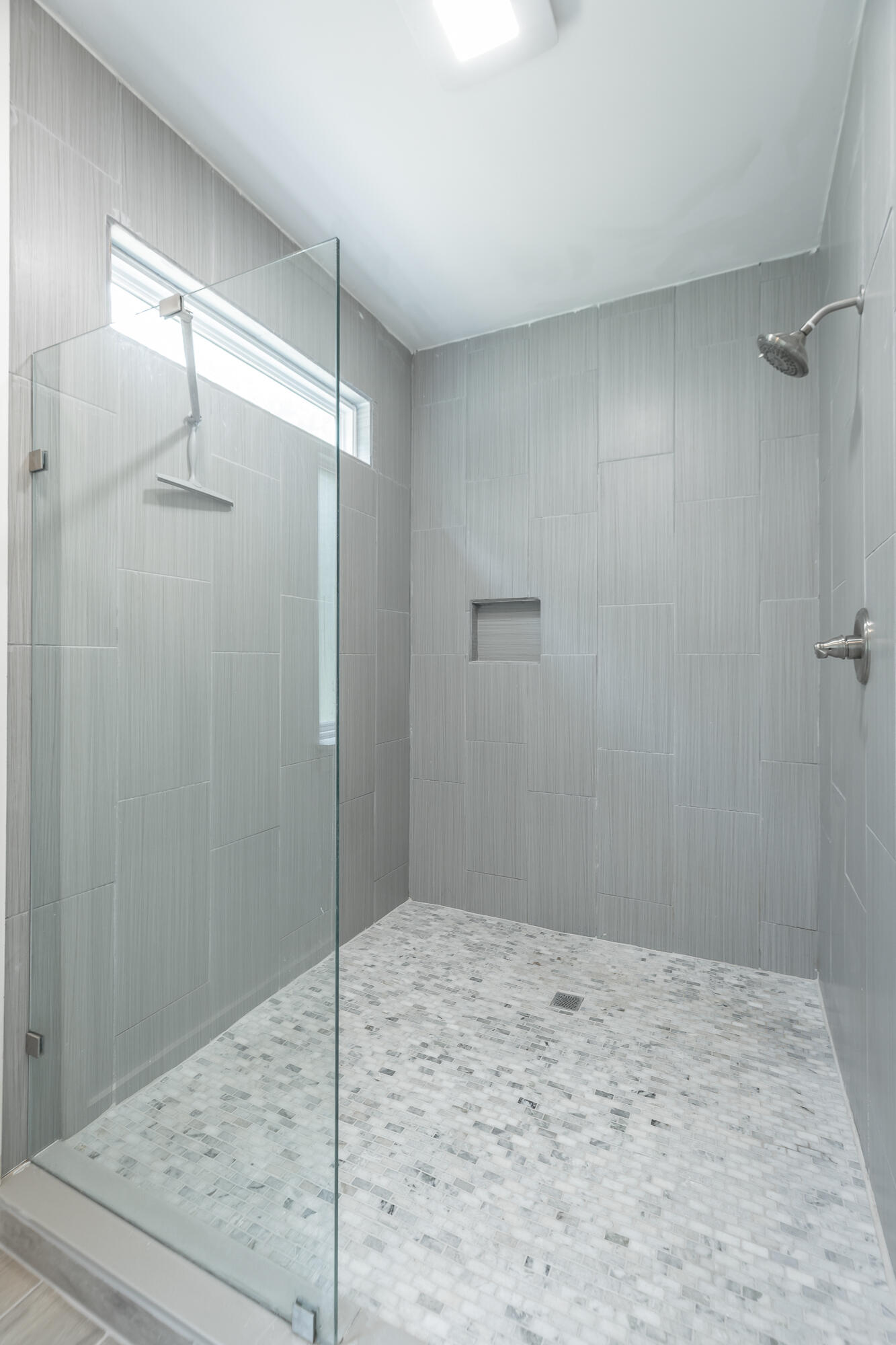 672 Wheeler Road LaFayette, GA 30728 - Photo 33 of 103 Huge Shower