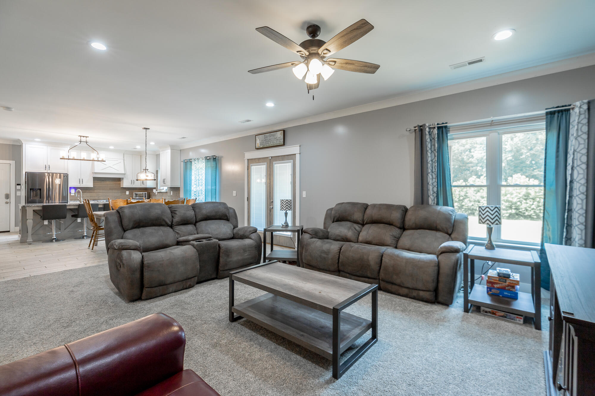 672 Wheeler Road LaFayette, GA 30728 - Photo 10 of 103 Living Room
