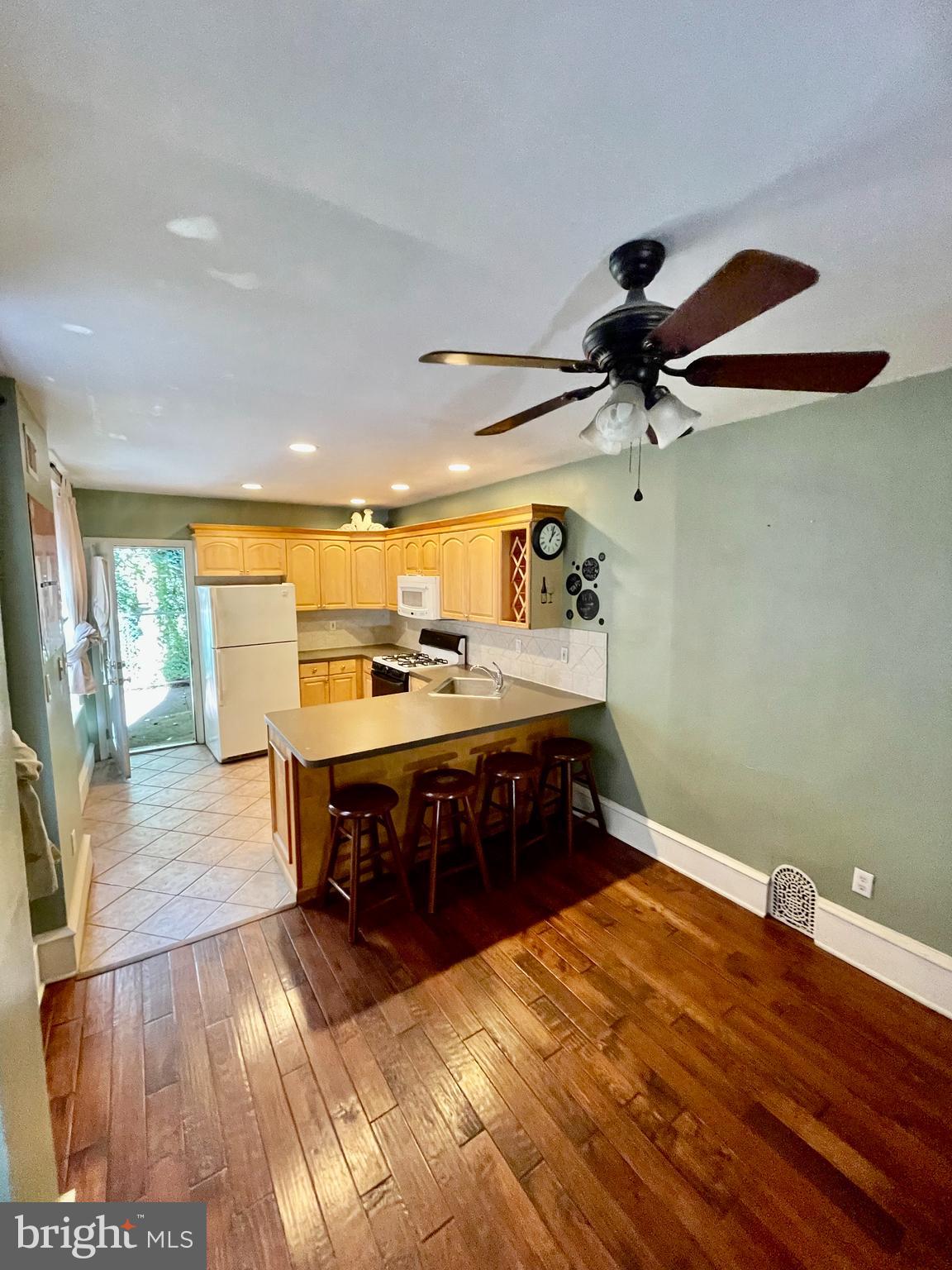 4819 Ridge Avenue Philadelphia, PA 19129 - Photo 9 of 21