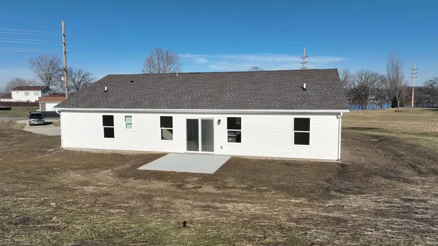 $327,500 | 5434 West Norway Road, Monticello, IN 47960