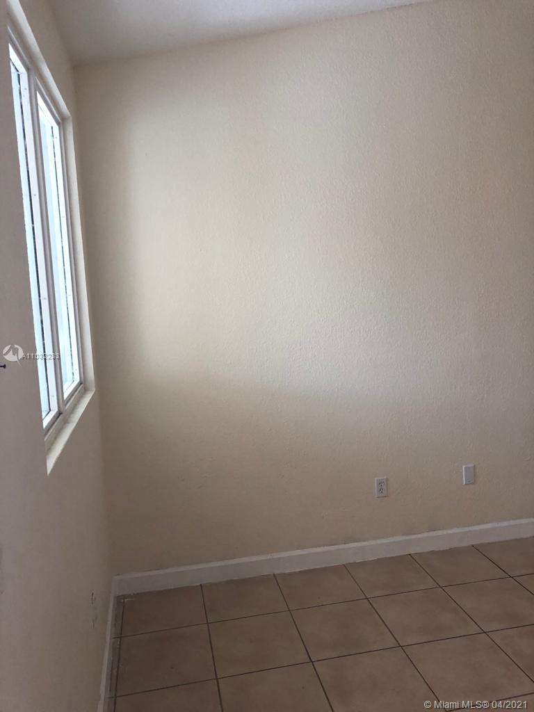 1661 Southeast 28th Street, Unit 203 Homestead, FL 33035 - Photo 5 of 9