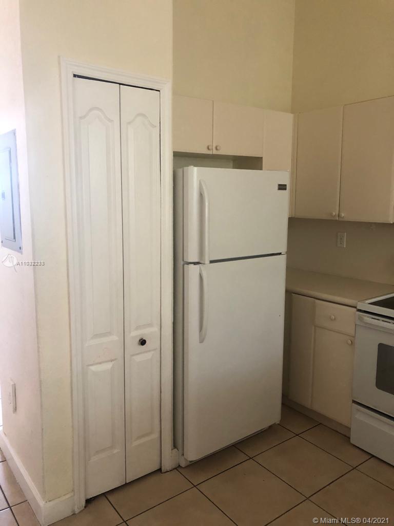 1661 Southeast 28th Street, Unit 203 Homestead, FL 33035 - Photo 6 of 9