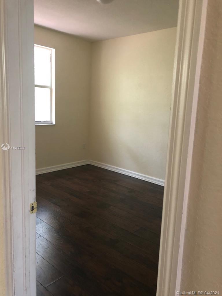 1661 Southeast 28th Street, Unit 203 Homestead, FL 33035 - Photo 7 of 9