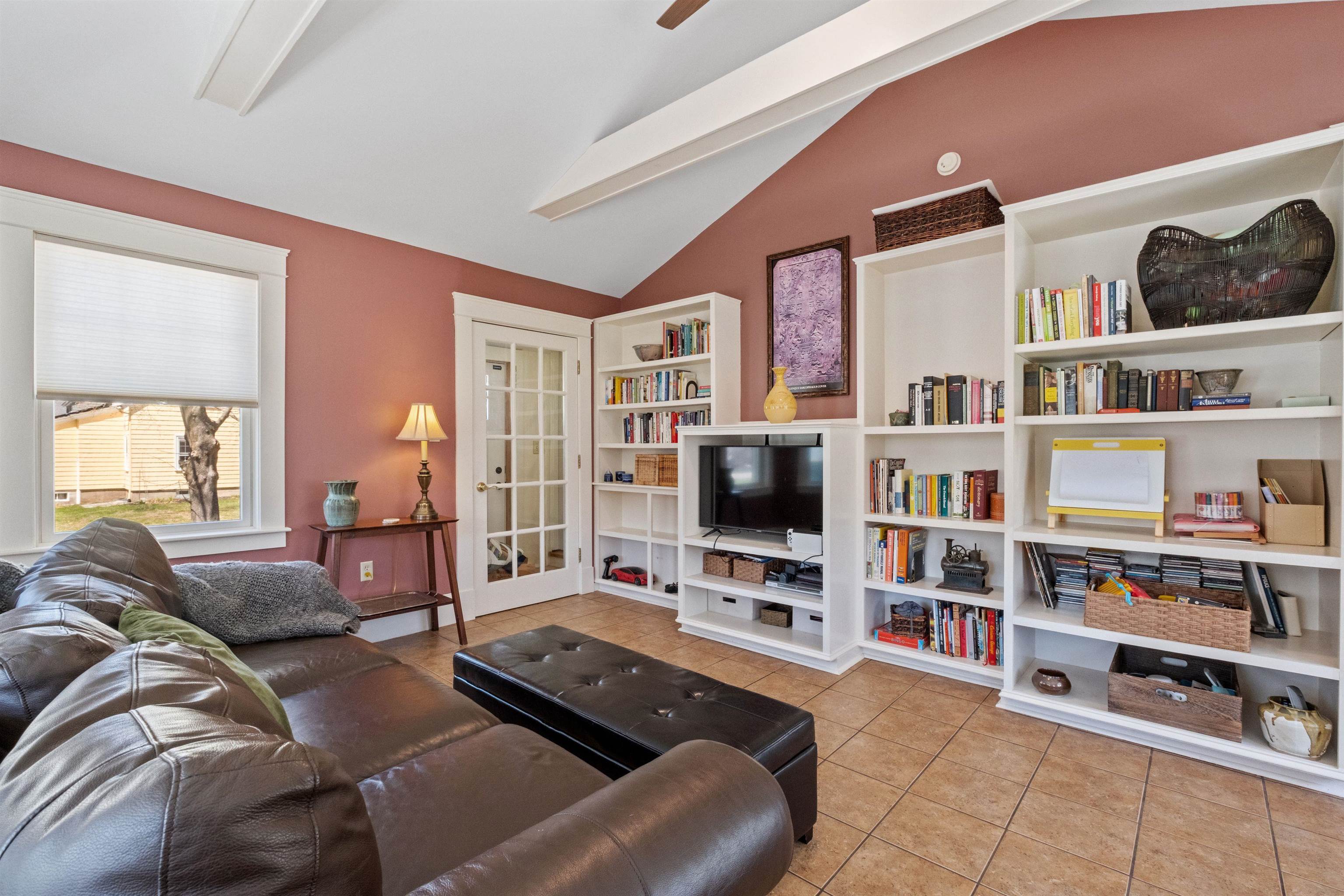 122 Thaxter Road Portsmouth, NH 03801 - Photo 23 of 60 Gallery Image 23