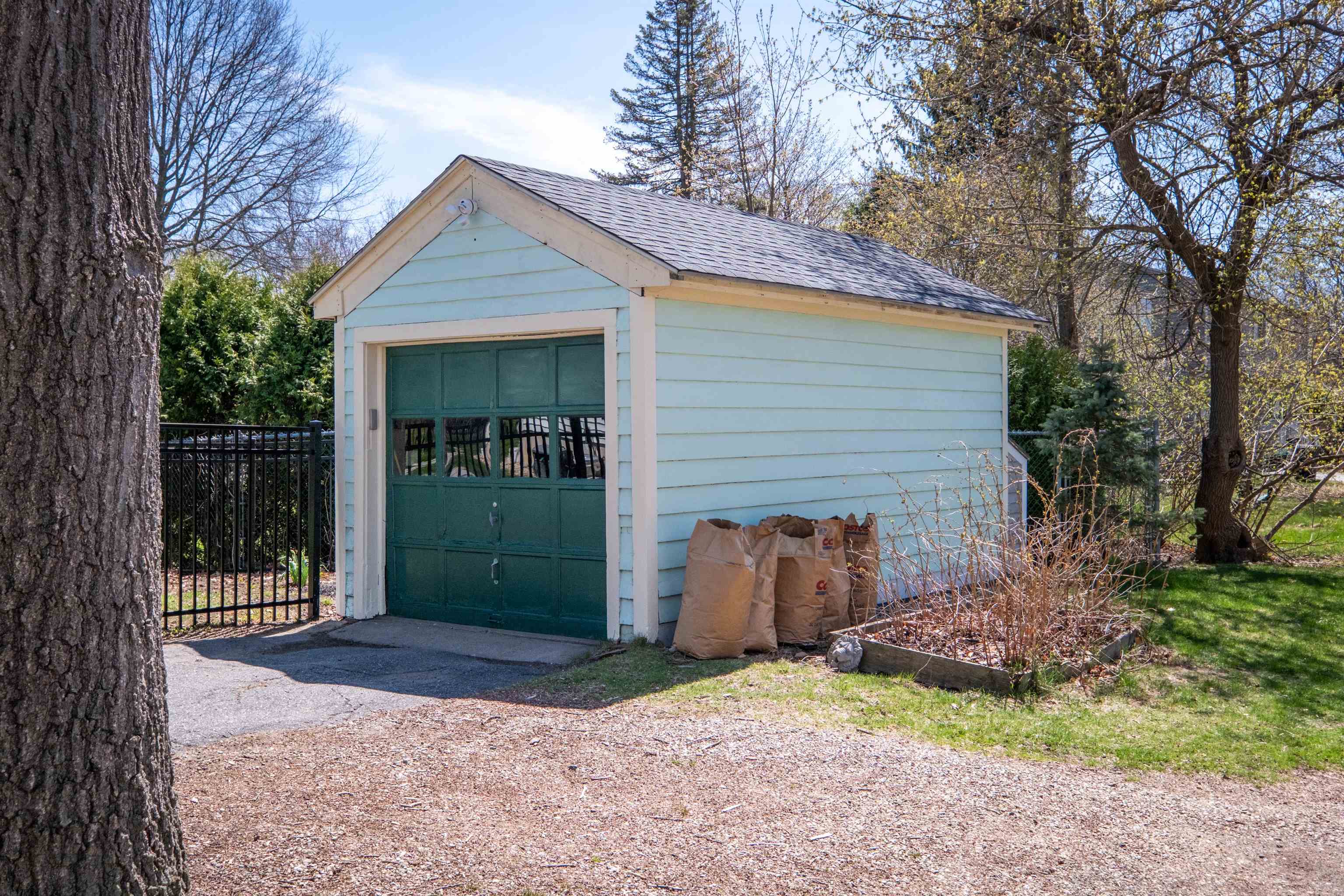 122 Thaxter Road Portsmouth, NH 03801 - Photo 53 of 60 Gallery Image 53
