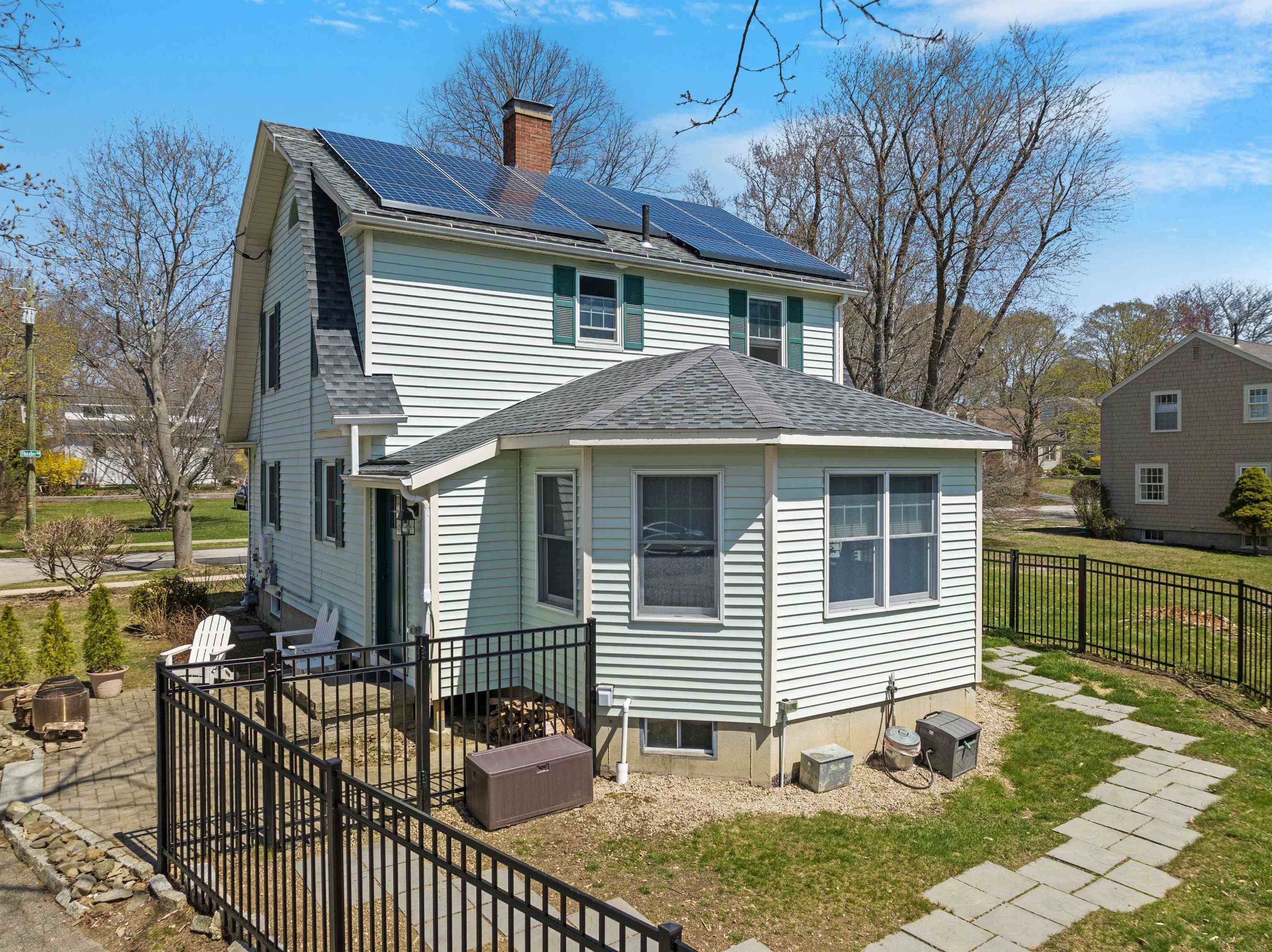 122 Thaxter Road Portsmouth, NH 03801 - Photo 55 of 60 Gallery Image 55