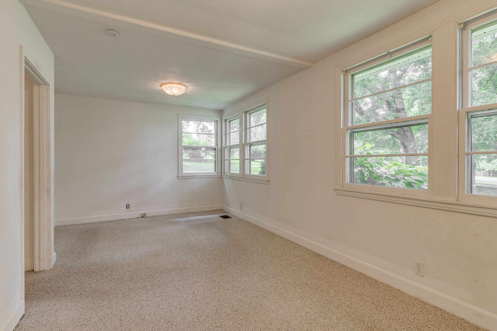 511 Hogan Road Nashville, TN 37220 - Photo 14 of 37 Gallery Image 14
