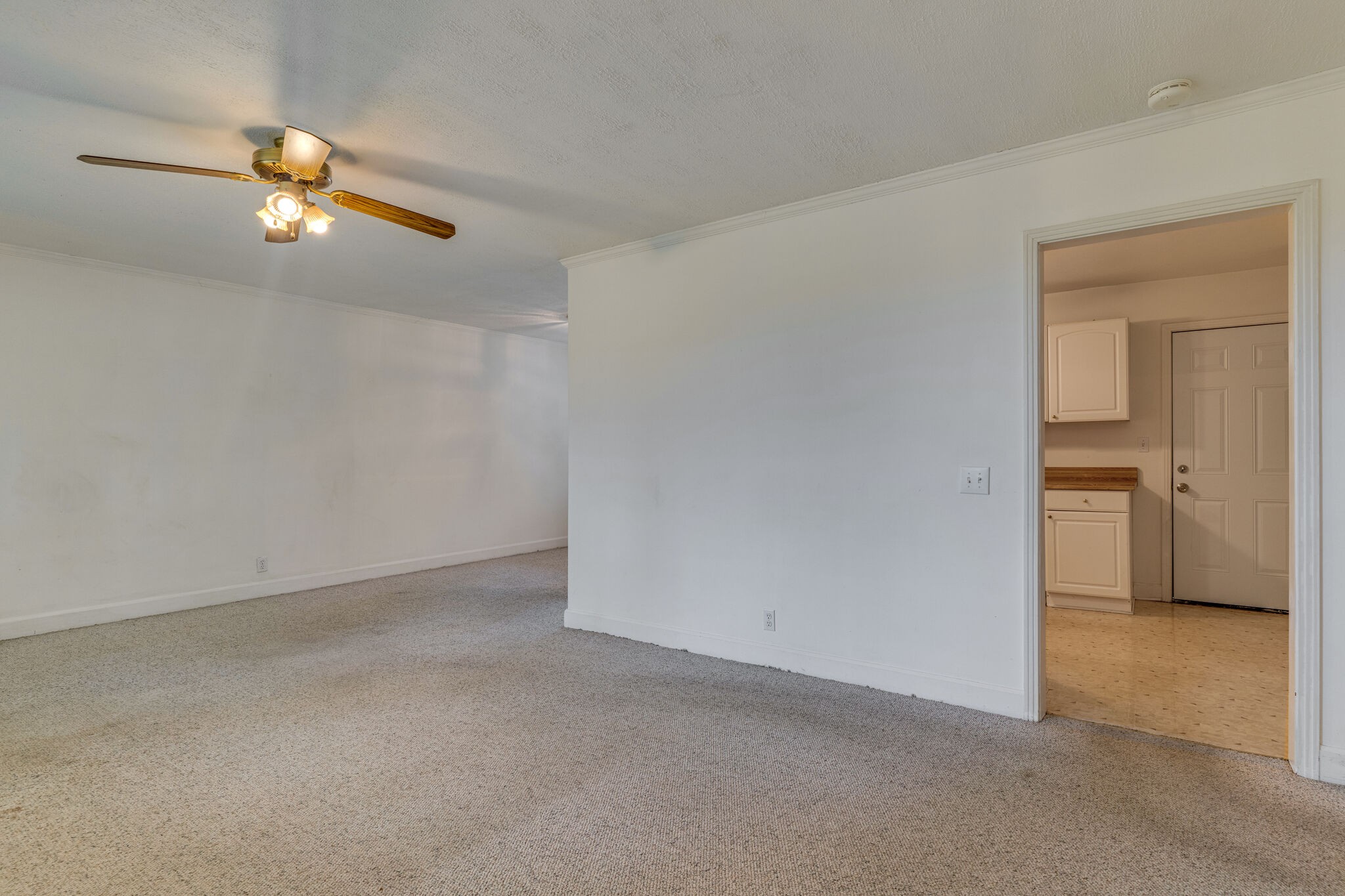 511 Hogan Road Nashville, TN 37220 - Photo 3 of 37 Gallery Image 3