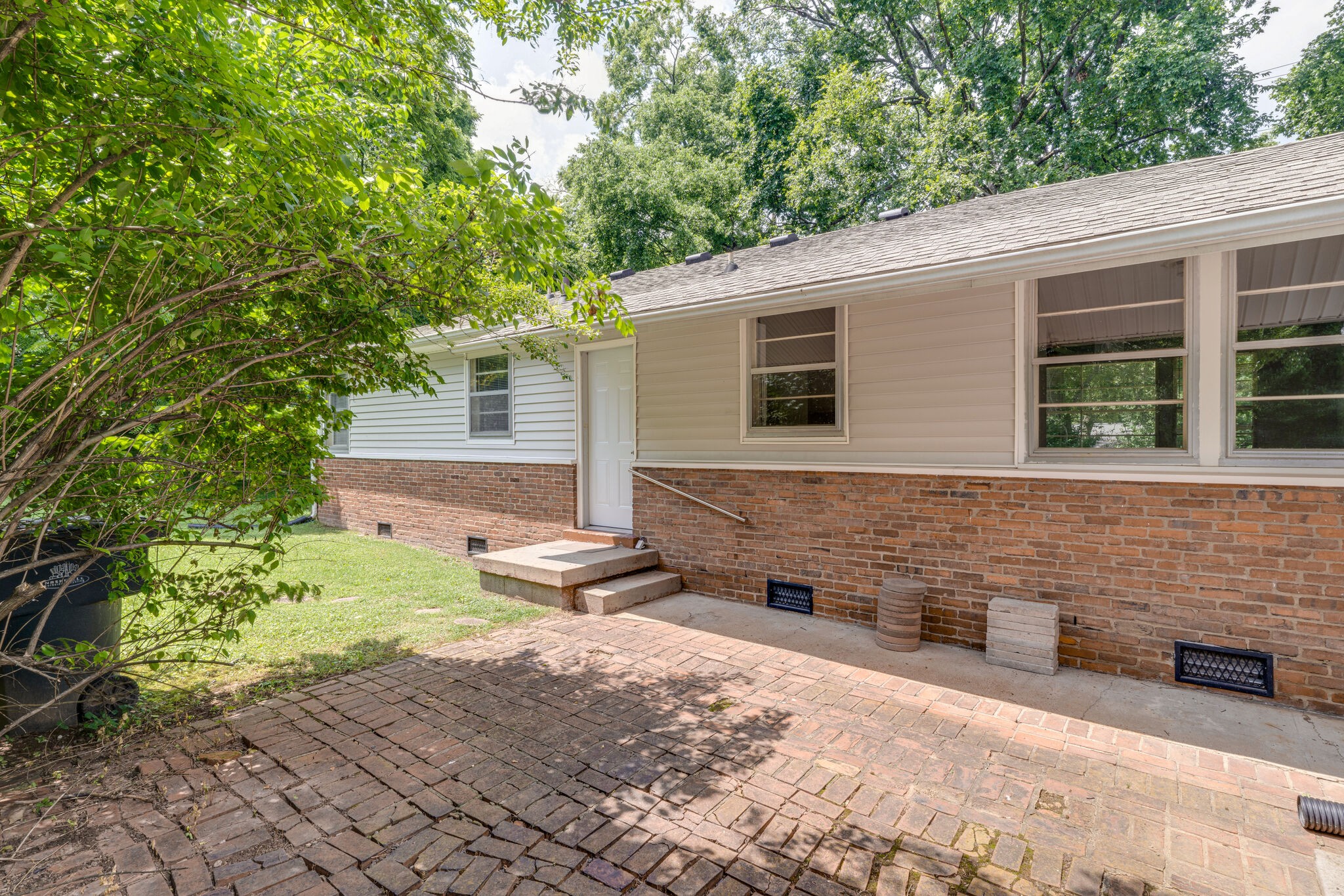 511 Hogan Road Nashville, TN 37220 - Photo 27 of 37 Gallery Image 27
