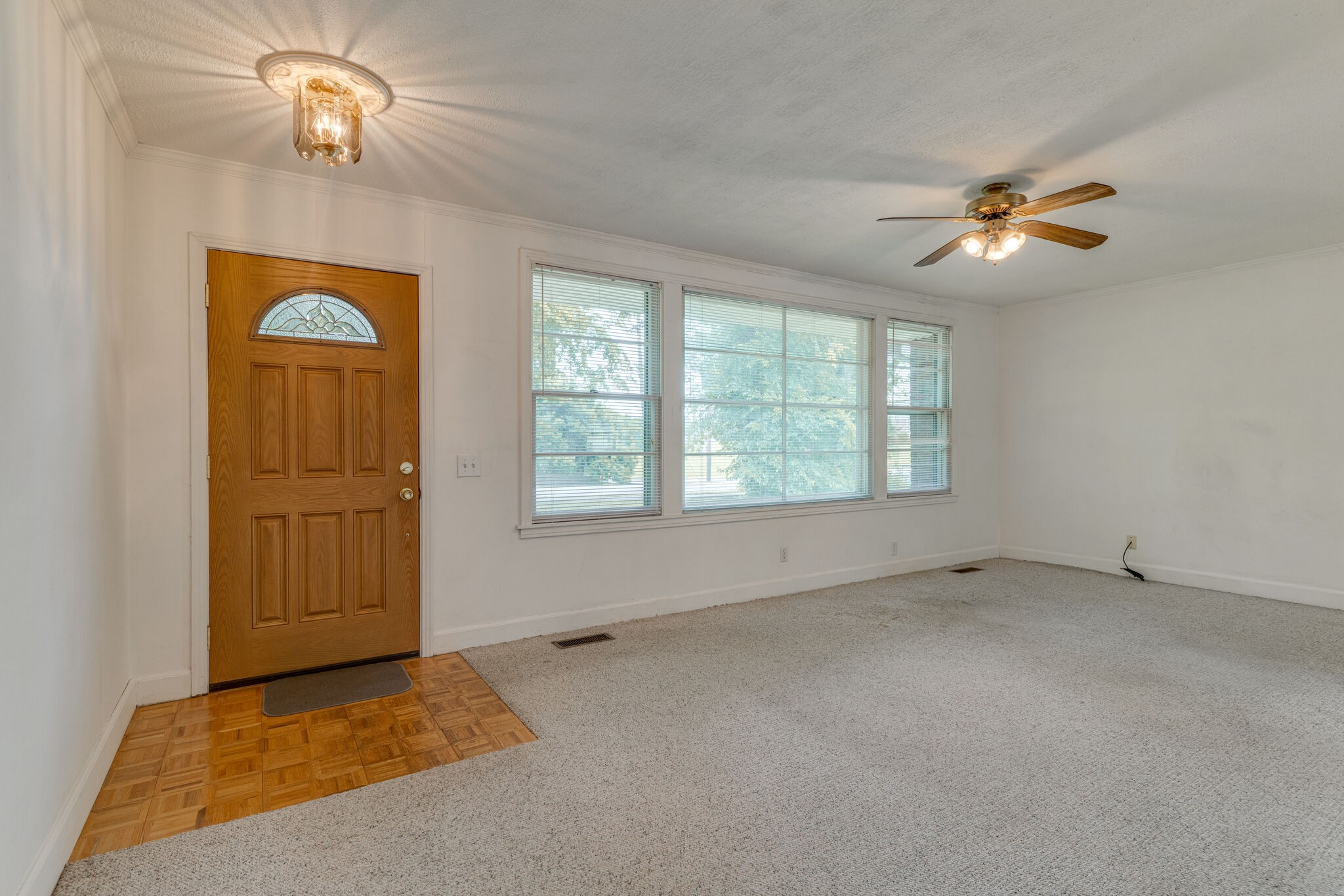 511 Hogan Road Nashville, TN 37220 - Photo 4 of 37 Gallery Image 4
