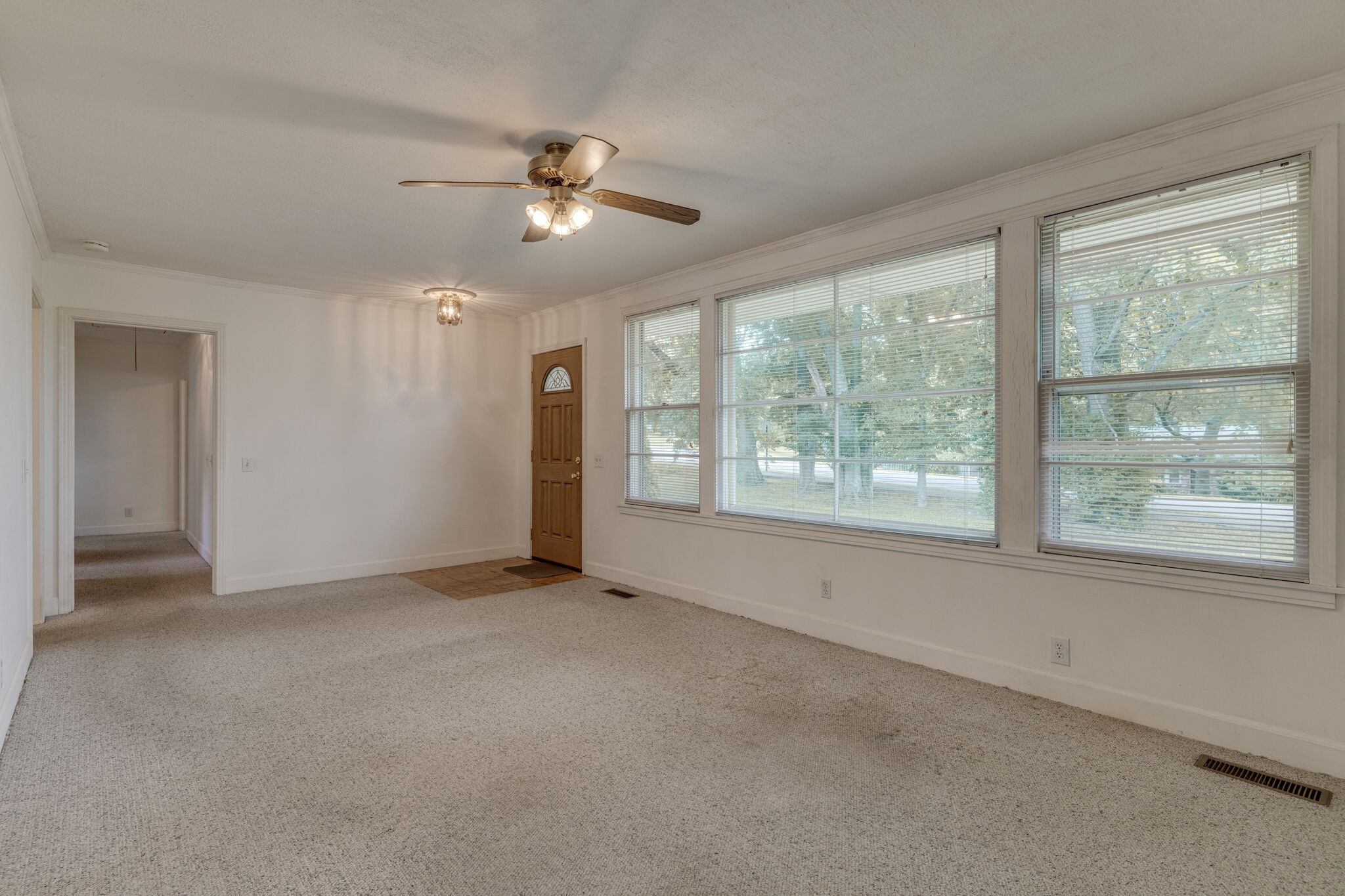 511 Hogan Road Nashville, TN 37220 - Photo 5 of 37 Gallery Image 5