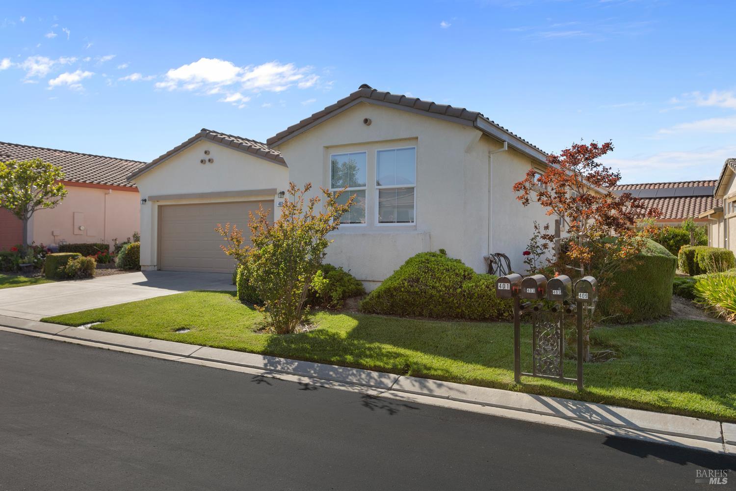 403 Bay Oaks Way Rio Vista, CA 94571 - Photo 3 of 33