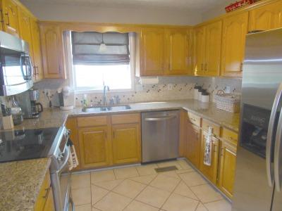 3619 John Sims Road Chattanooga, TN 37412 - Photo 8 of 29 Kitchen with tile & granite