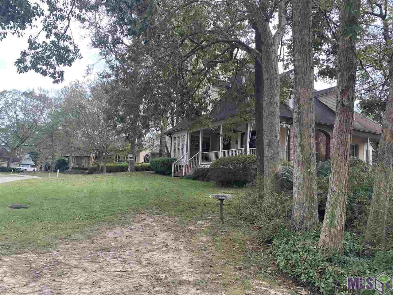 17524 Masters Pointe Court Baton Rouge, LA 70810 - Photo 2 of 16 Gallery Image 2