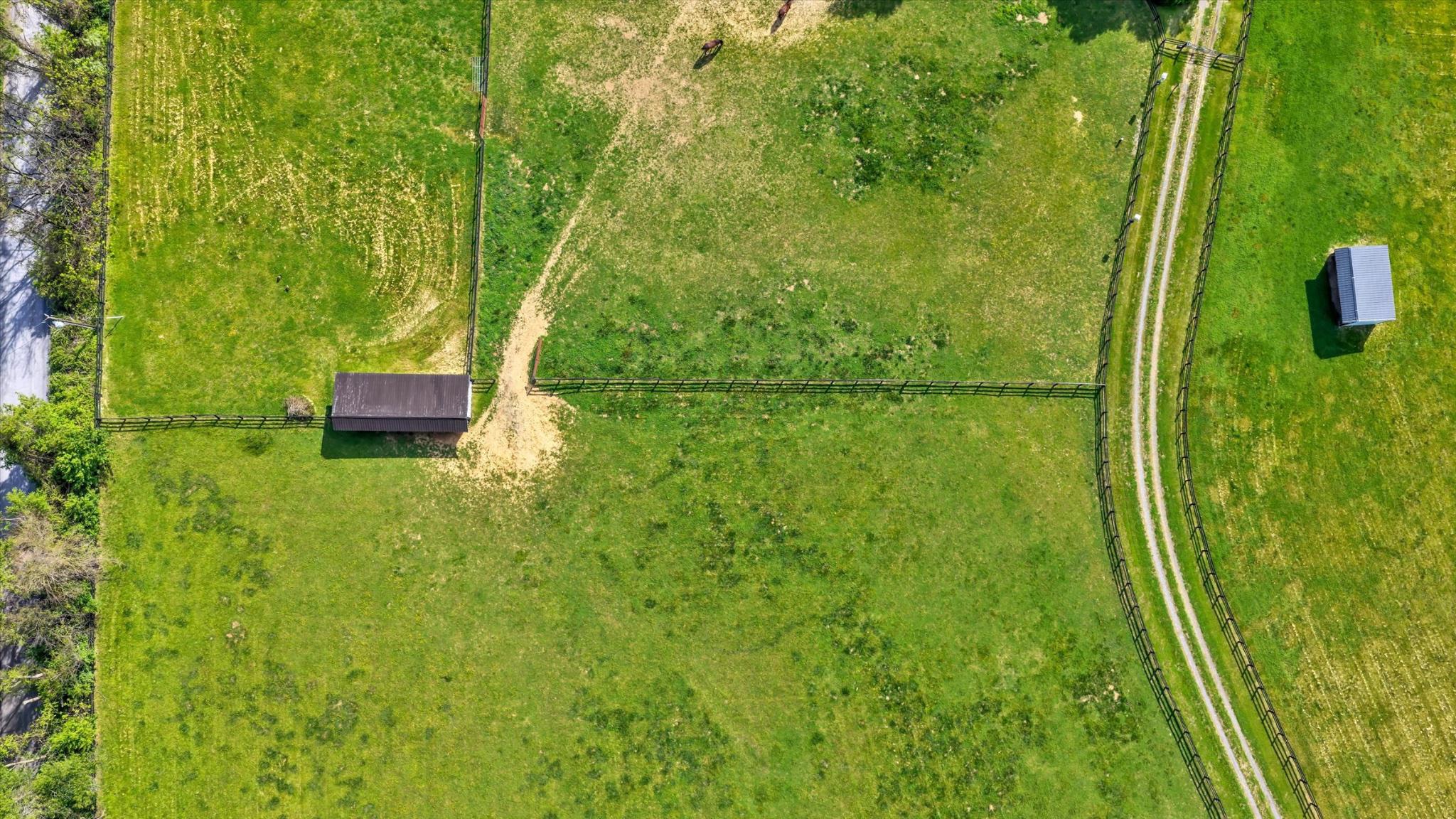 19255 Telegraph Springs Road Purcellville, VA 20132 - Photo 64 of 107 4 additional run in sheds.
