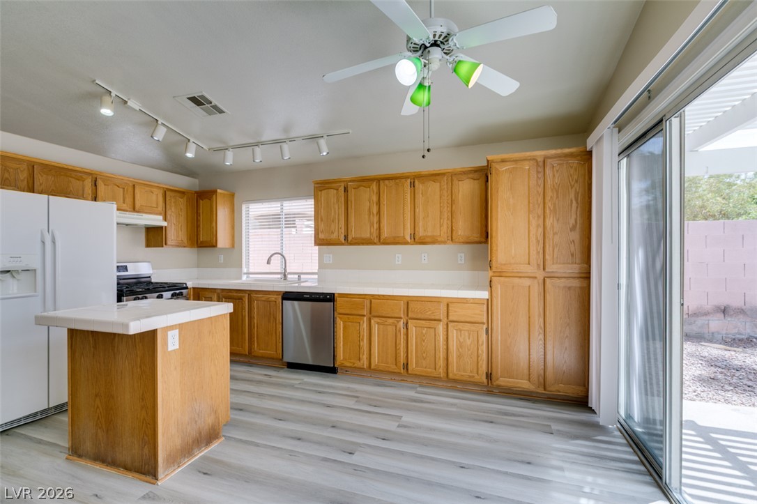 19 Rue De Parc Henderson, NV 89074 - Photo 10 of 24