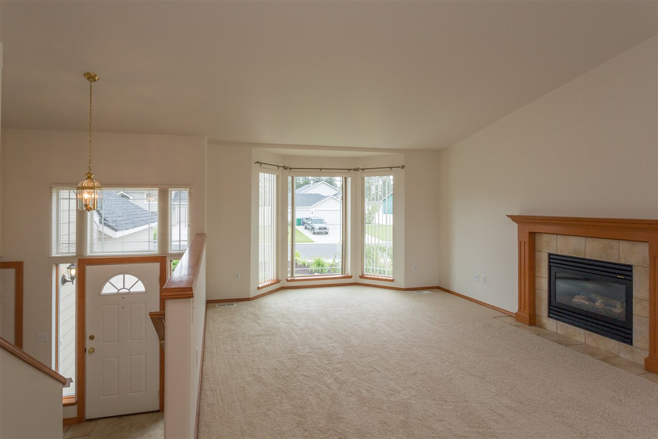 121 East Trevor Road Colbert, WA 99005 - Photo 3 of 20