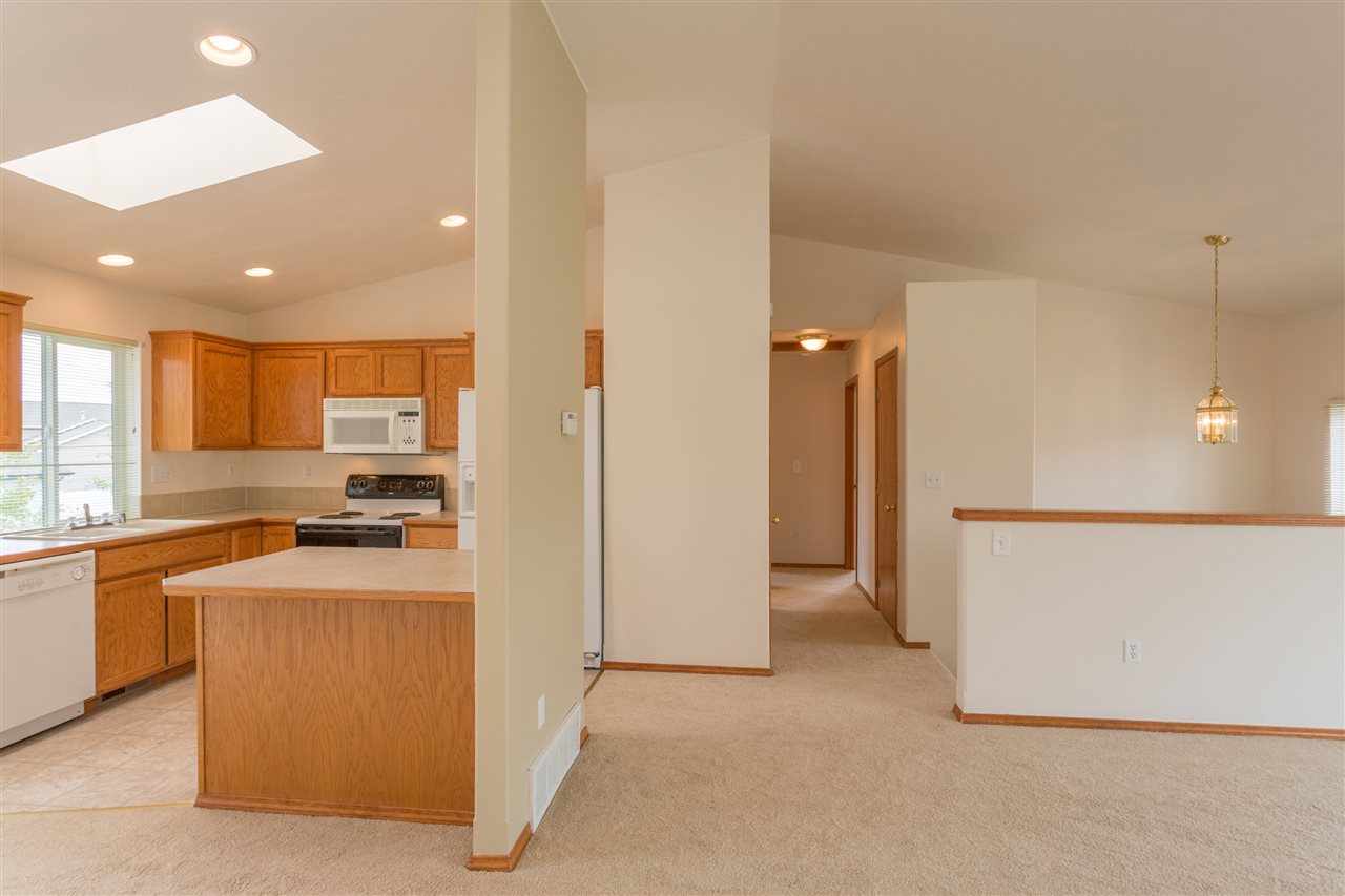 121 East Trevor Road Colbert, WA 99005 - Photo 5 of 20