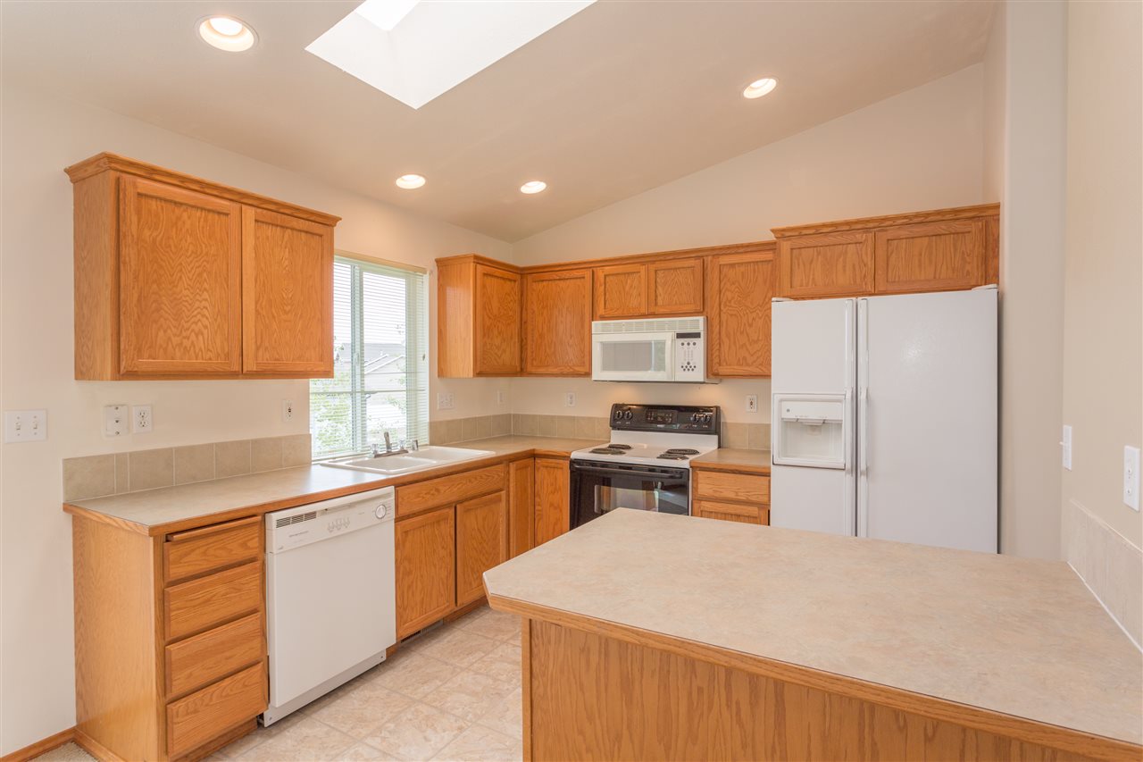 121 East Trevor Road Colbert, WA 99005 - Photo 7 of 20