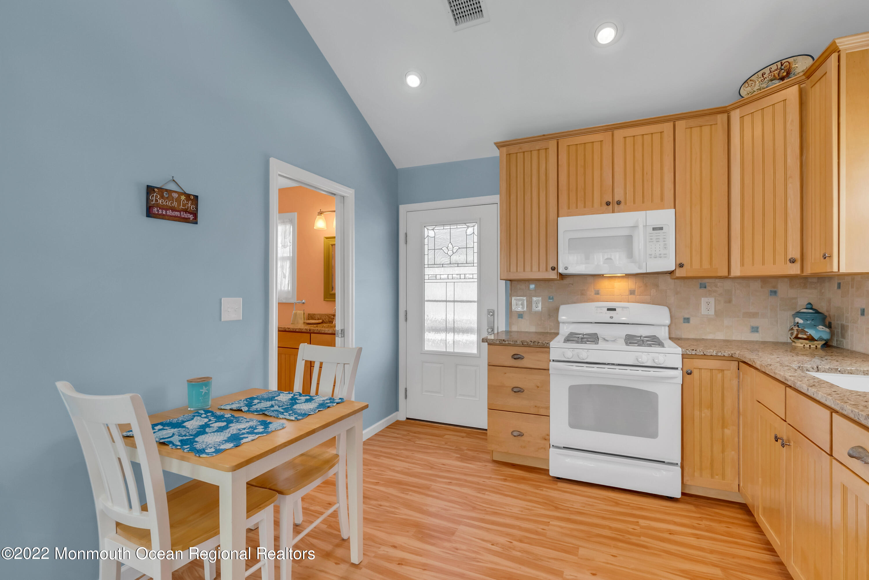 118 West Chadwick Way Lavallette, NJ 08735 - Photo 13 of 30 013_mjb01226