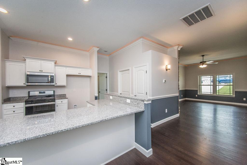 567 Foster Place Drive Inman, SC 29349 - Photo 12 of 33