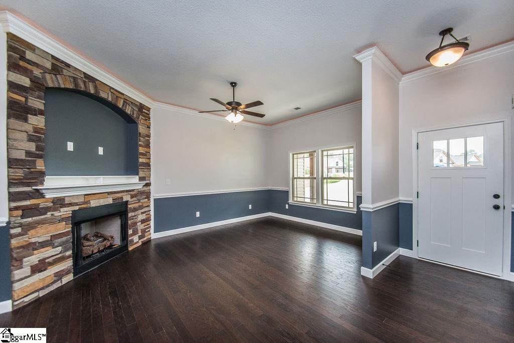 567 Foster Place Drive Inman, SC 29349 - Photo 5 of 33